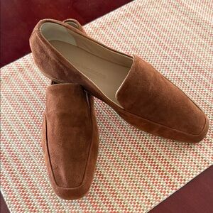 NWOT, Club Monaco Chestnut Suede Flats